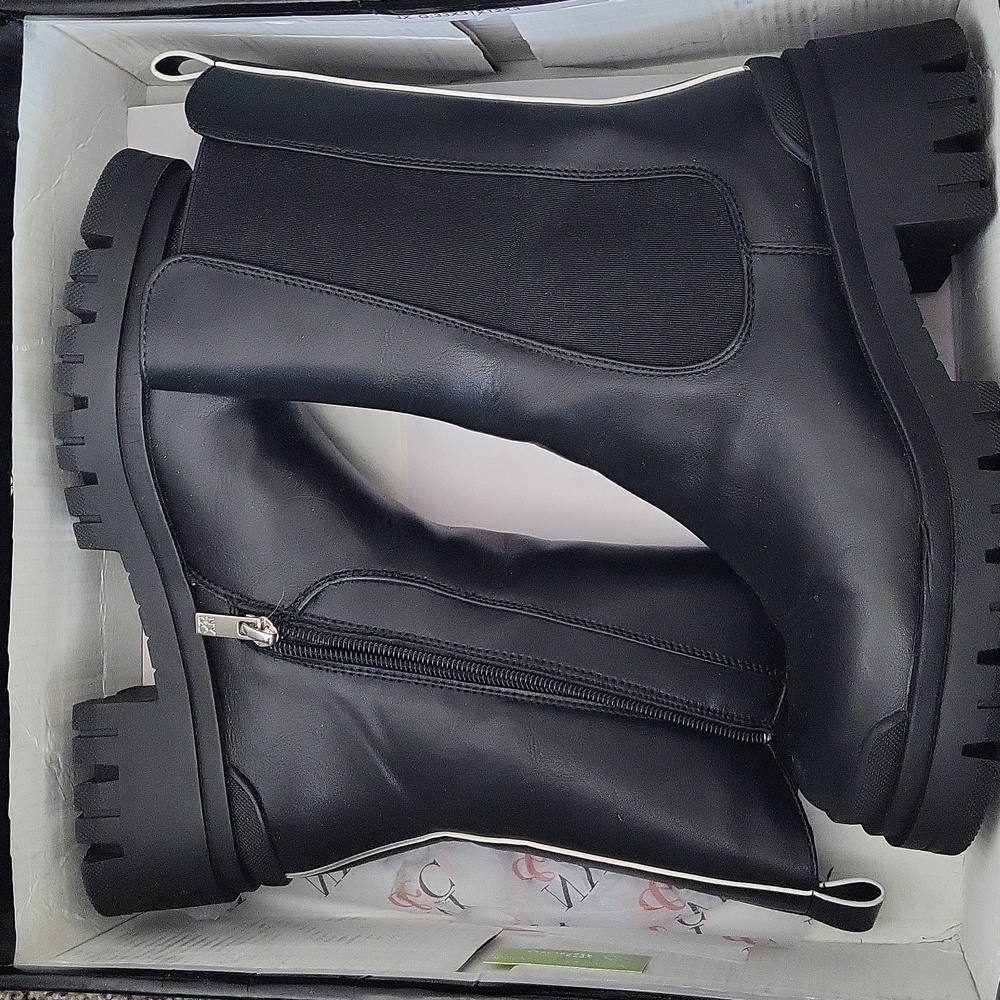 New York & Company Women's Lola Lug Sole Chelsea Boots